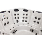 Wanna ogrodowa Jacuzzi z hydromasażem dla 6 osób LavaSpa 230x230cm 65 dysz 4 pompy system Balboa biały marmur obudowa szara