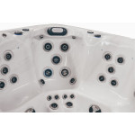 Wanna ogrodowa Jacuzzi z hydromasażem dla 5 osób LavaSpa 230x230cm 65 dysz 4 pompy system Balboa biały marmur obudowa szara