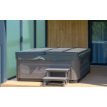 Wanna ogrodowa Jacuzzi z hydromasażem dla 5 osób LavaSpa 230x230cm 65 dysz 4 pompy system Balboa biały marmur obudowa szara