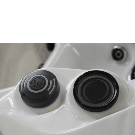 Wanna ogrodowa Jacuzzi z hydromasażem dla 5 osób LavaSpa 210x210cm 54 dysze 3 pompy system Balboa biały marmur obudowa szara