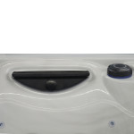Wanna ogrodowa Jacuzzi z hydromasażem dla 5 osób LavaSpa 210x210cm 54 dysze 3 pompy system Balboa biały marmur obudowa szara